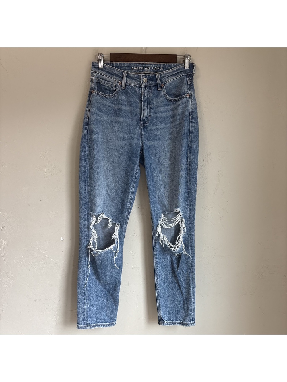 American Eagle Mom Jeans Womens 2 Short Distressed High Rise Rigid Blue Denim